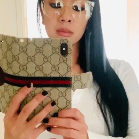 Meet your Posher, Nikki - Picture 1 of 1